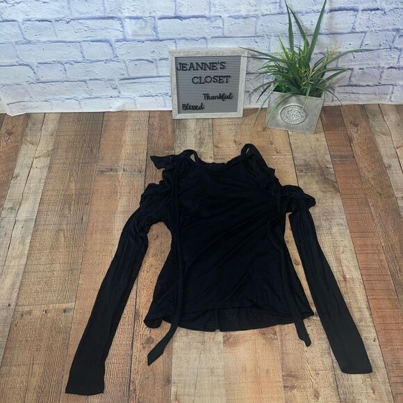 Nwt Chelsea & Violet long sleeve black top - Picture 8 of 13